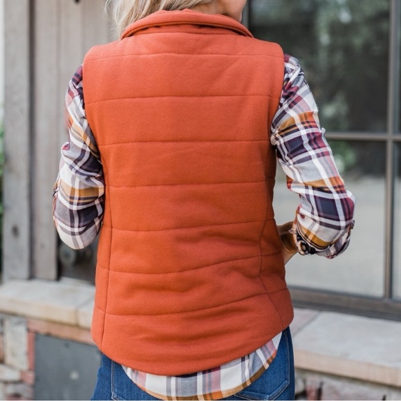 NWT Bacaal by Pulse | The Perfect Puffer Vest Quilted Burnt Orange - Picture 5 of 14